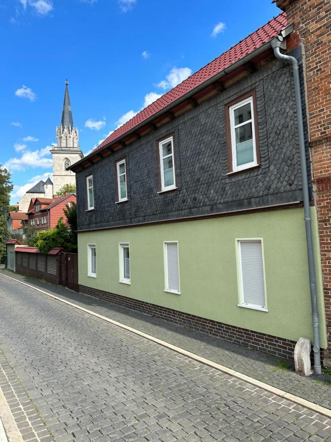 Zur Hohe Str *